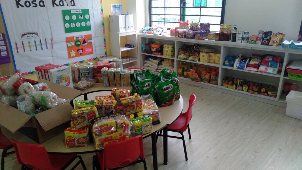 PROJECT GIFT-A-MEAL — photo 6