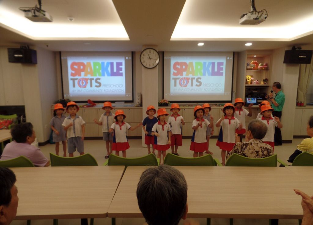 Little Hands, Big Hearts for our Elderly - Visit to PCF Yew Tee Sparkle Care (Part 2) — photo 6