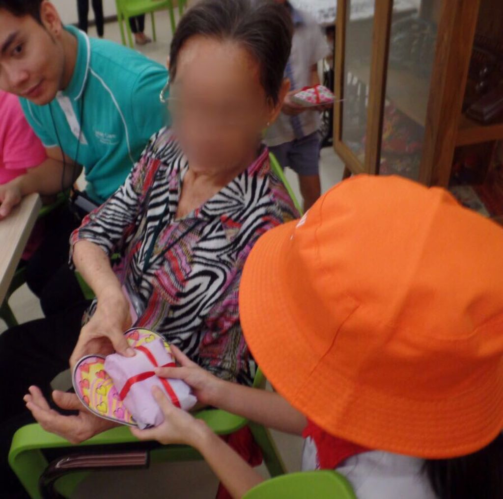 Little Hands, Big Hearts for our Elderly - Visit to PCF Yew Tee Sparkle Care (Part 2) — photo 1