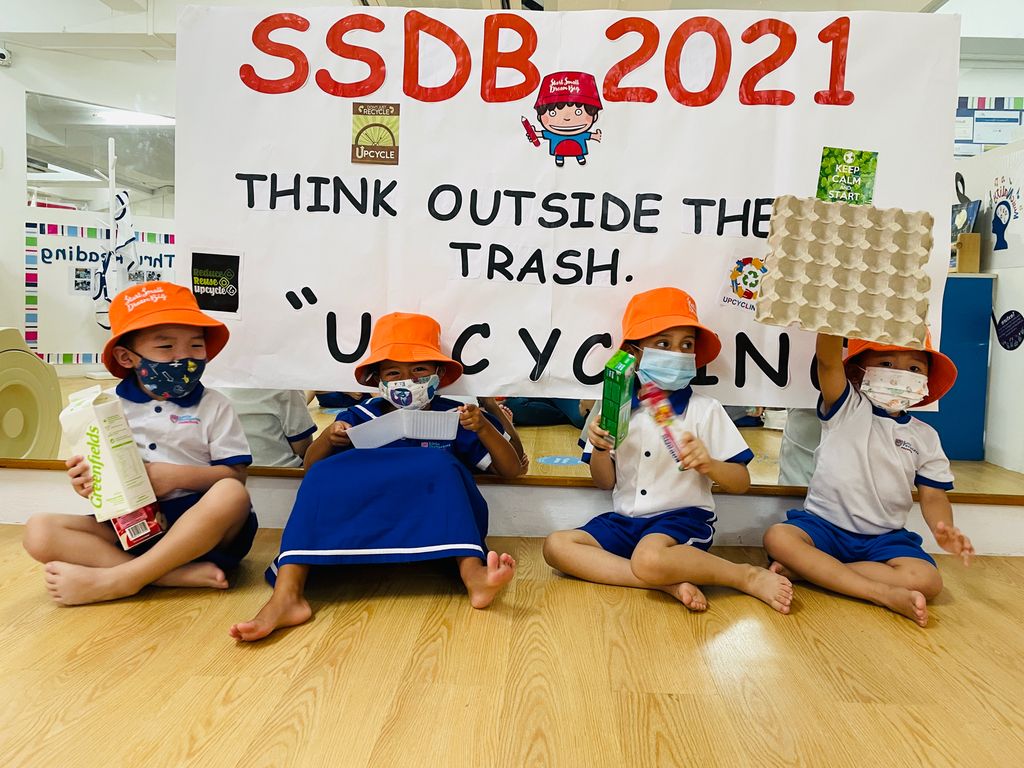 Upcycling “ Think outside the trash.” — photo 4