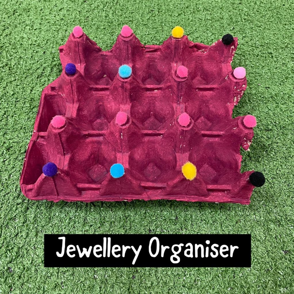 Creating 3D crafts for SSDB Fundraising - June Holiday Program — photo 6