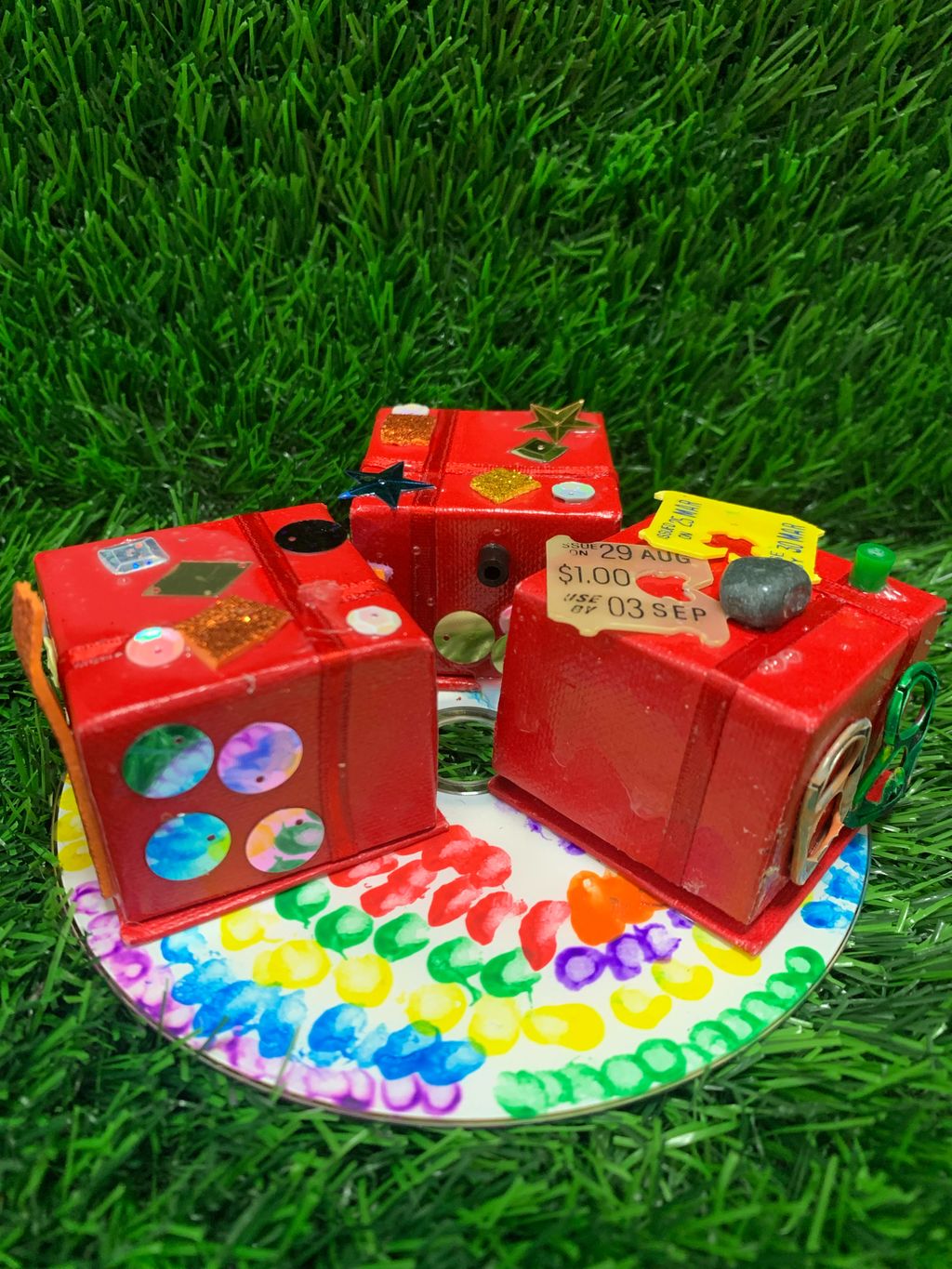 Creating 3D crafts for SSDB Fundraising - June Holiday Program — photo 13