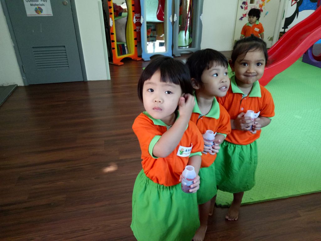 Playgroup and Nursery 1 involvement in bringing nature to school.