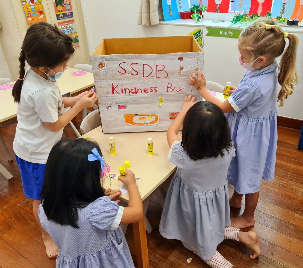 Phase 1: Kindness - A gift everyone can afford to give! — photo 4