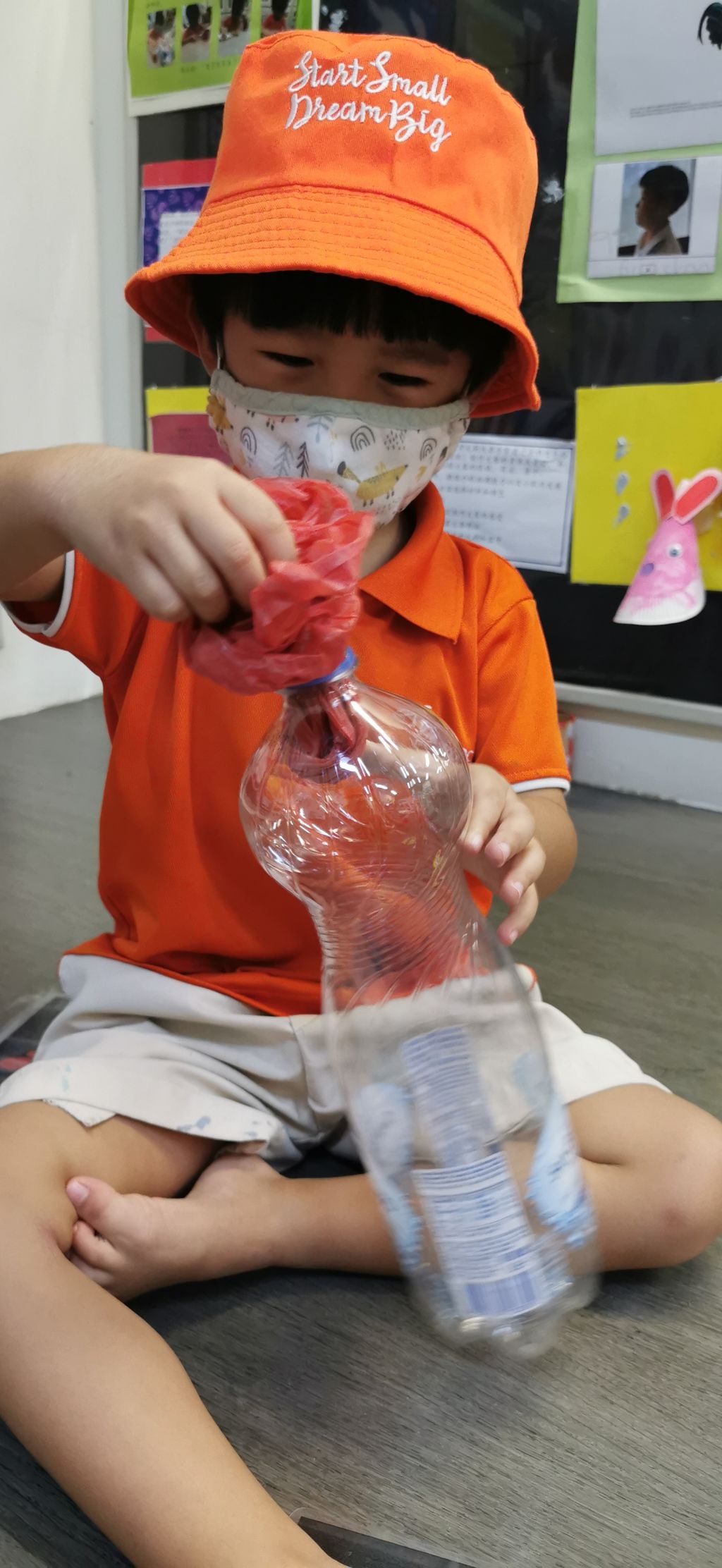 Making eco-bricks using unwanted plastic — photo 3