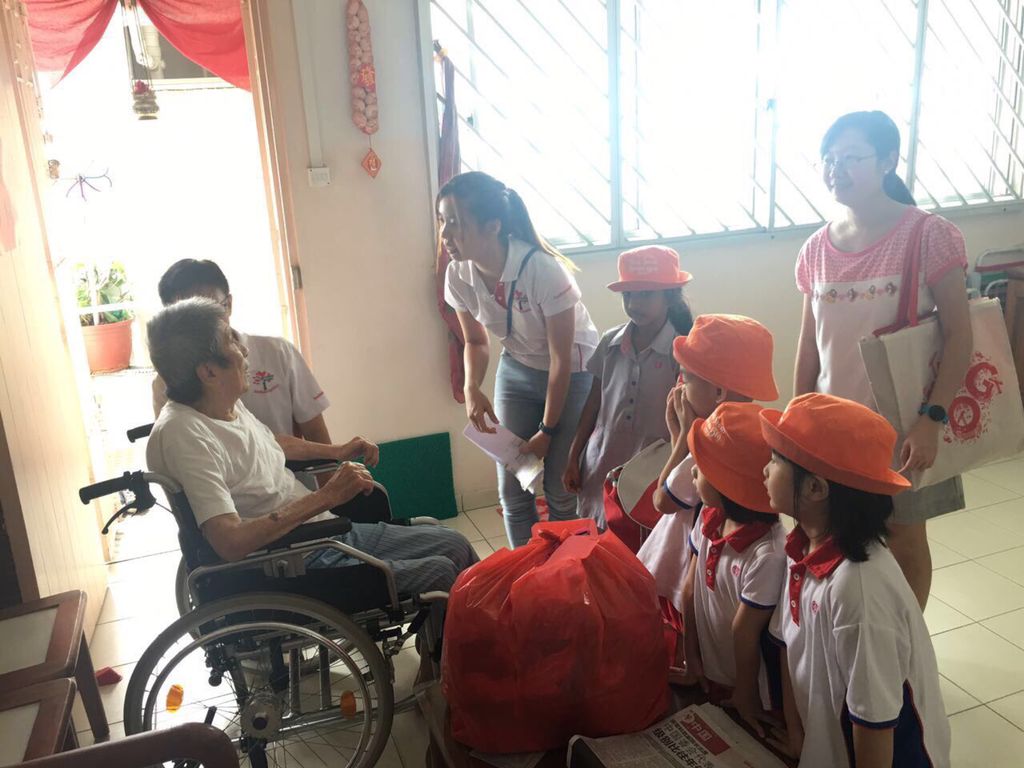 4Cs of Love - Carnival cum Visit to the homes of Elderly and Pioneer Generation in Cashew — photo 7