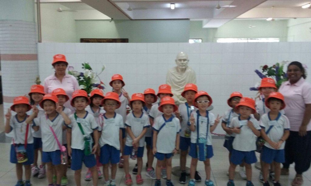 A Visit at Sri Narayana Mission by LFP Y701A — photo 4