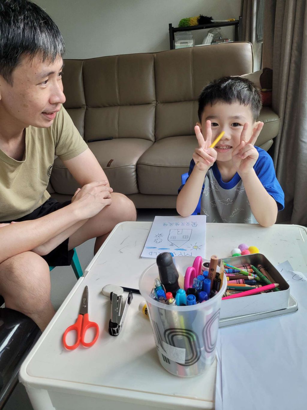Parental Involvement: Inculcating family Values and showing appreciation to other people around them — photo 4