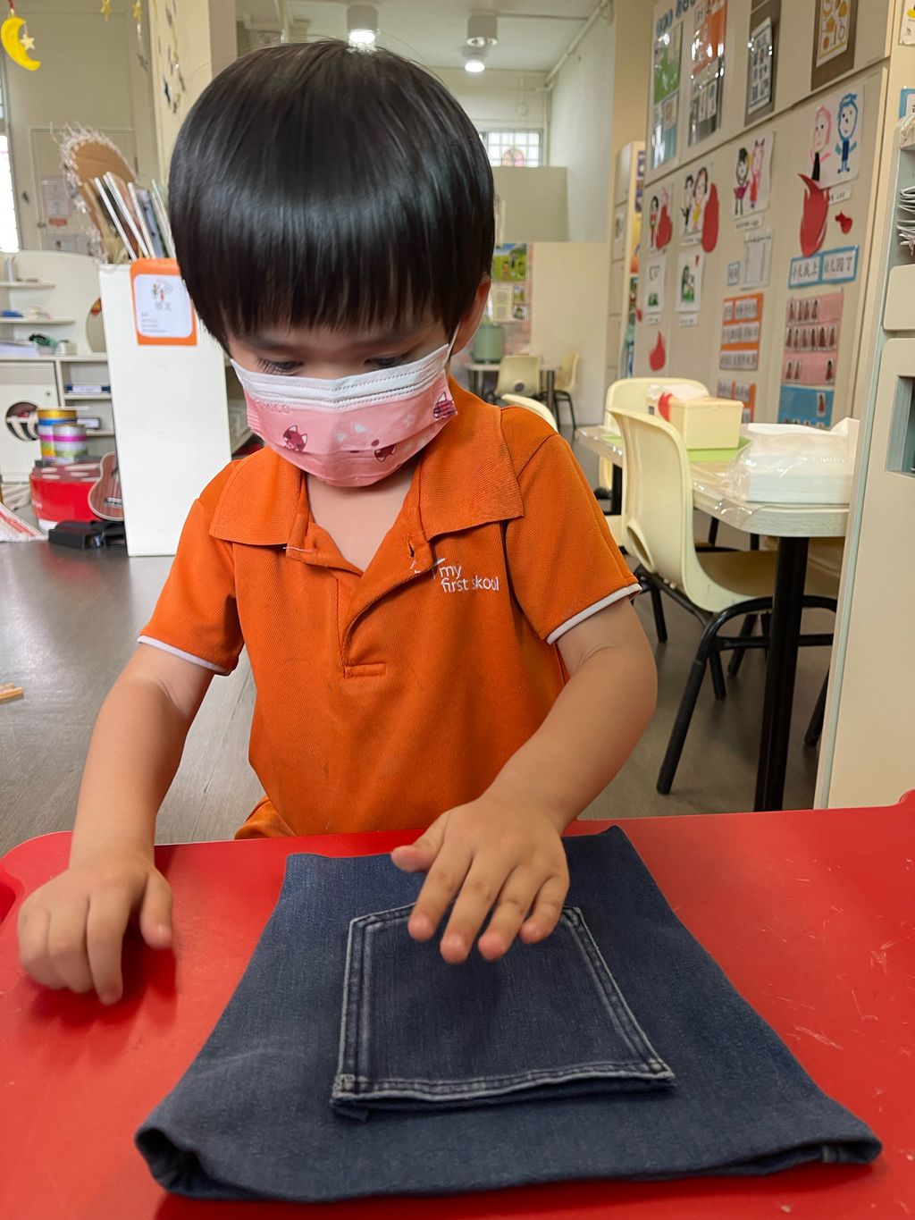 Recycling Old Jeans to Reusable Bags @ MFS-AMK4 — photo 2