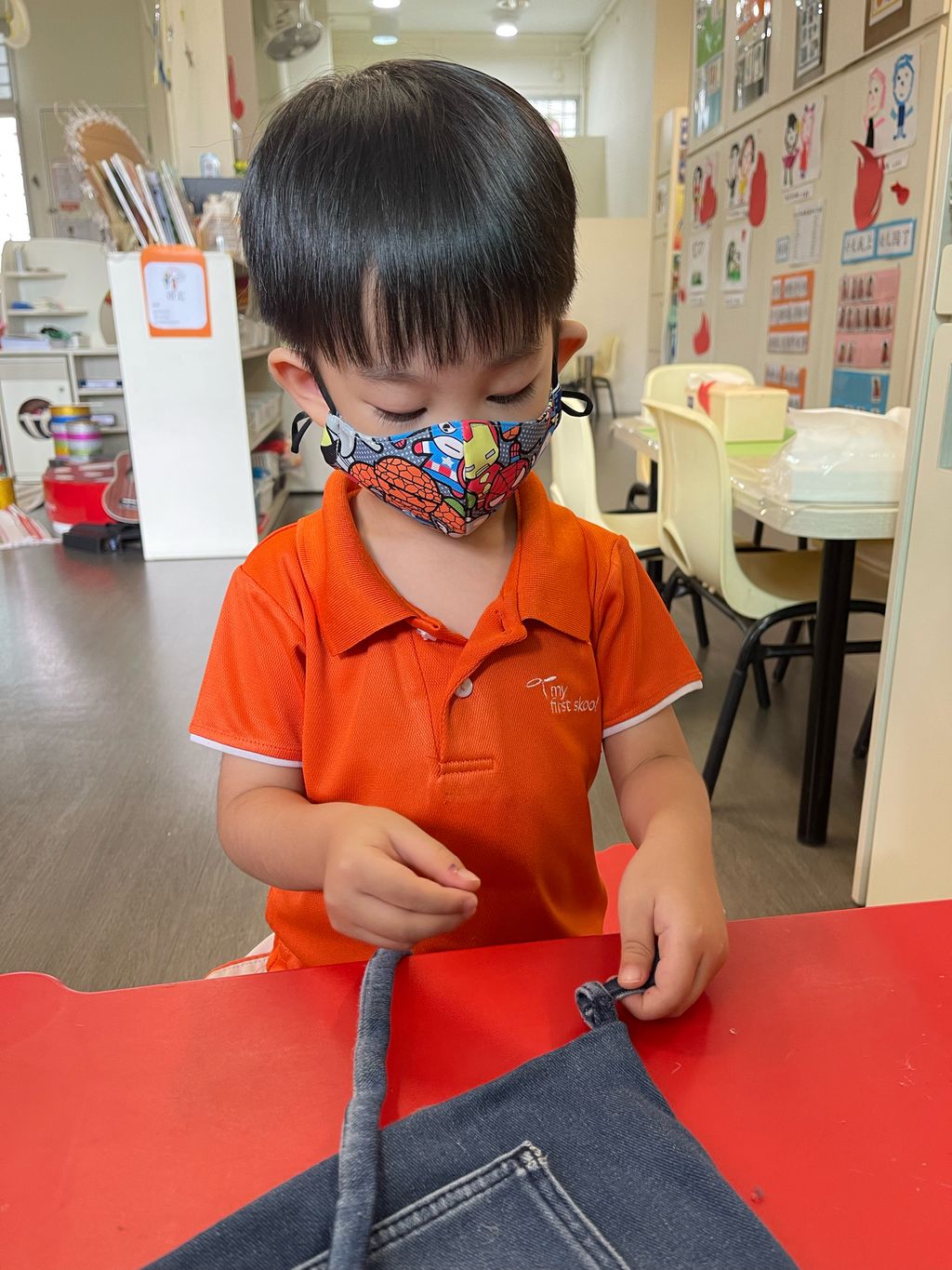 Recycling Old Jeans to Reusable Bags @ MFS-AMK4 — photo 17