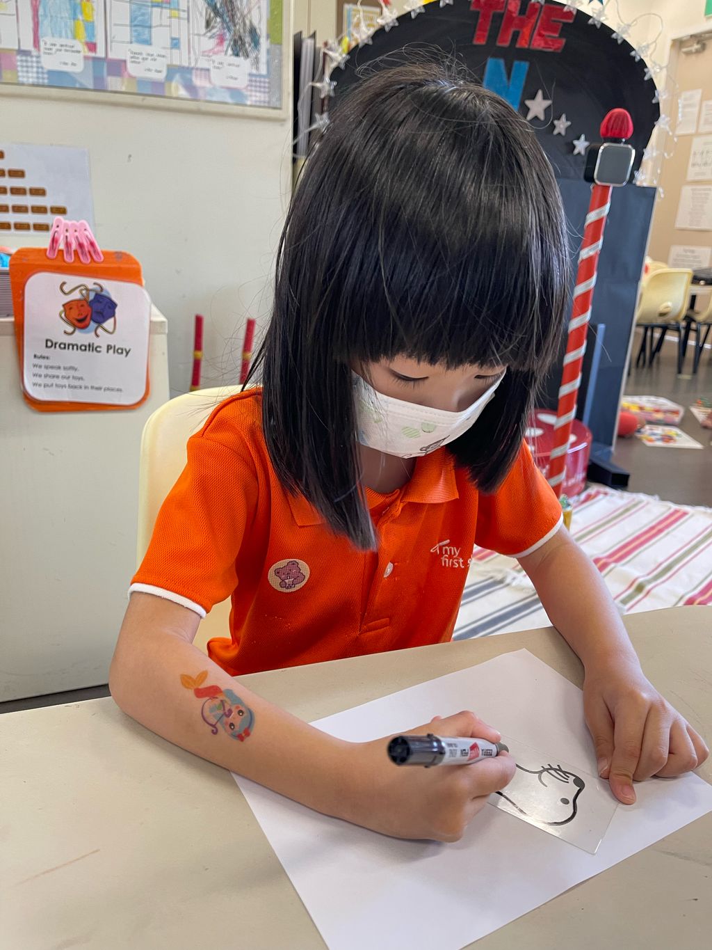 Decorating Our Reusable Bags