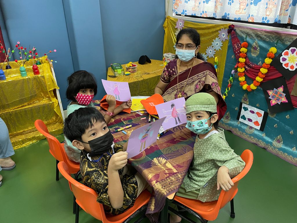 KU326 "Together as One, Same or Different" : #3 SSDB Art Showcase cum Racial Harmony Day 2022 — photo 2