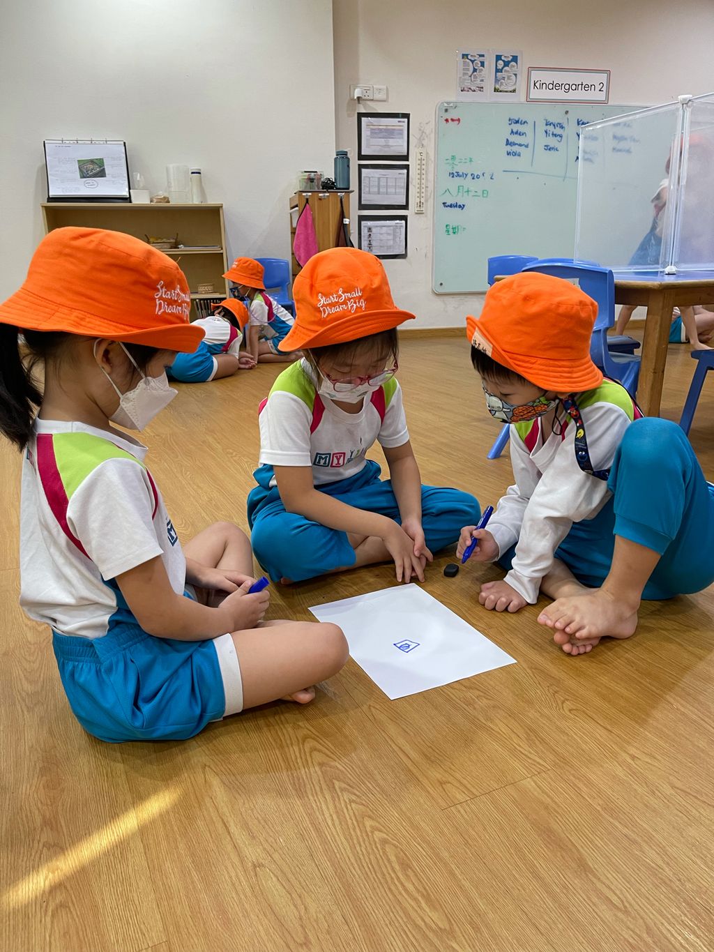 Making mosquito trap — photo 4