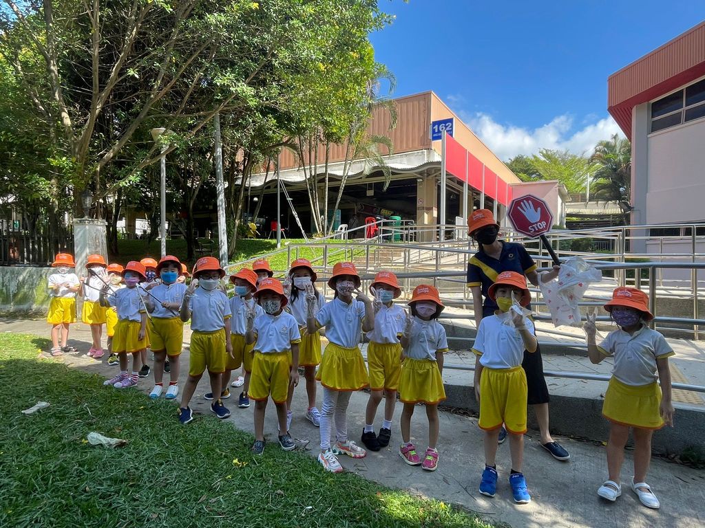 K2's Community walk - Keep Singapore Clean