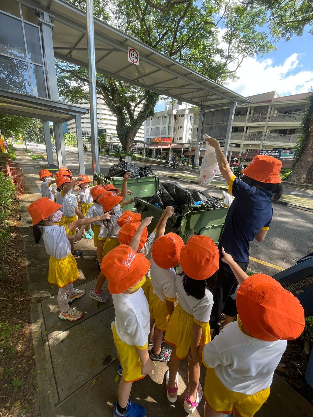 K2's Community walk - Keep Singapore Clean — photo 3