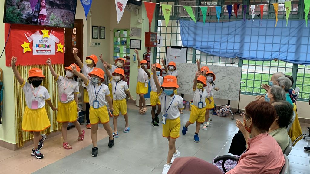 Our visit at St. Luke's Eldercare Whampoa Centre