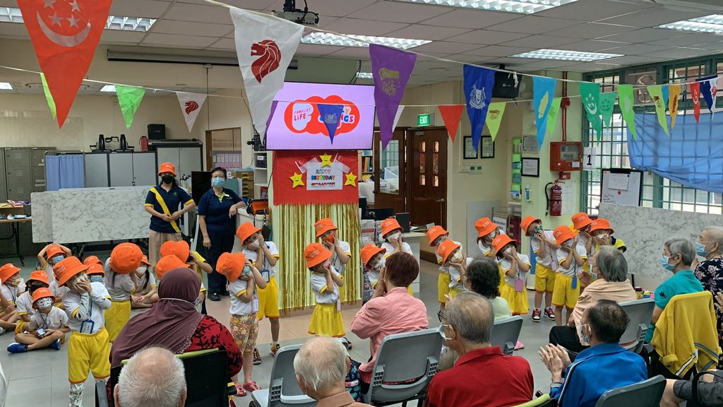 Our visit at St. Luke's Eldercare Whampoa Centre — photo 10