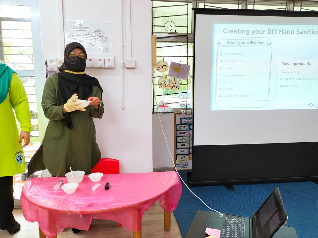 Parent & Child DIY Sanitizer Workshop — photo 2
