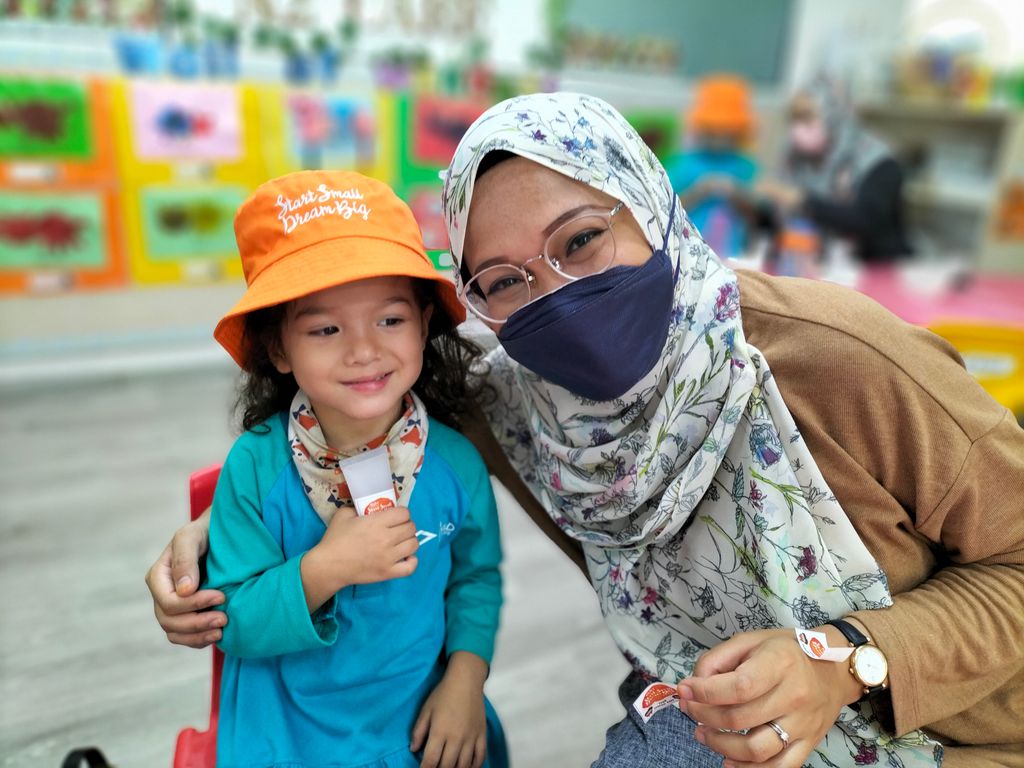 Parent & Child DIY Sanitizer Workshop — photo 7