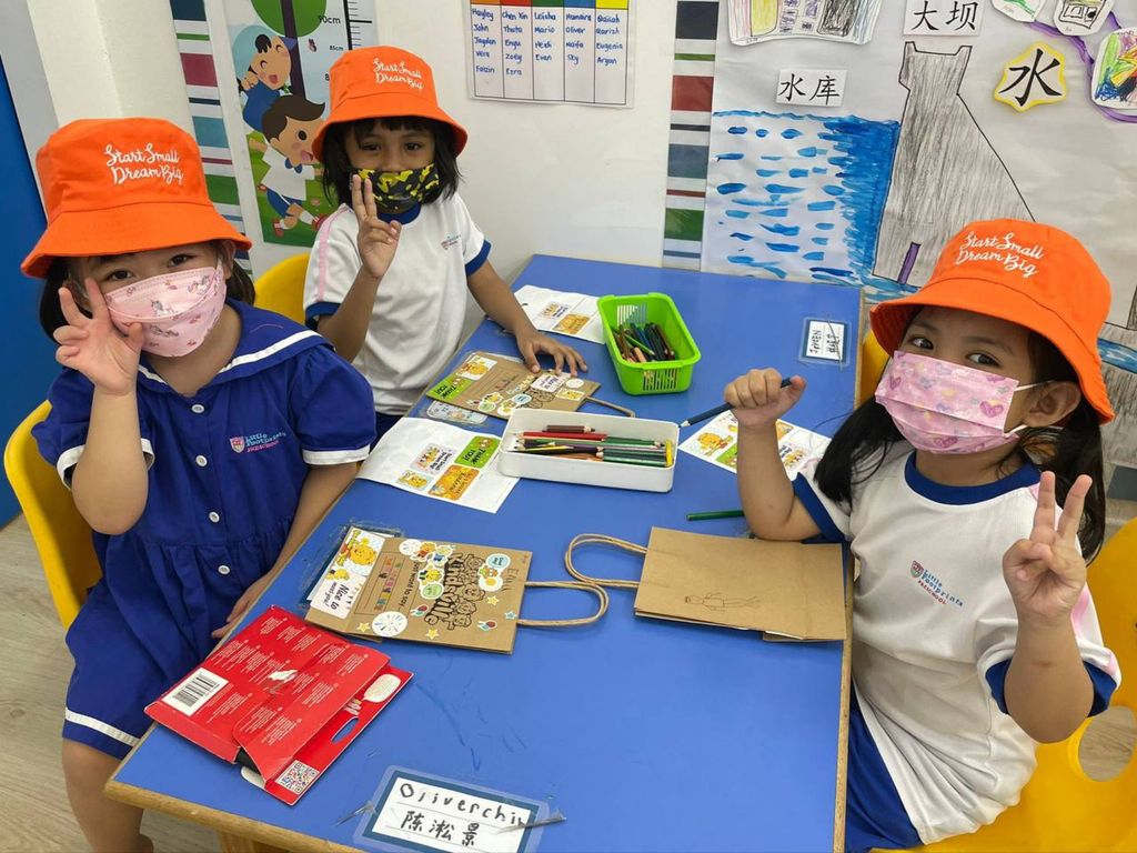Let’s Decorate! (SSDB - Little Footprints Preschool @Y701A) — photo 4