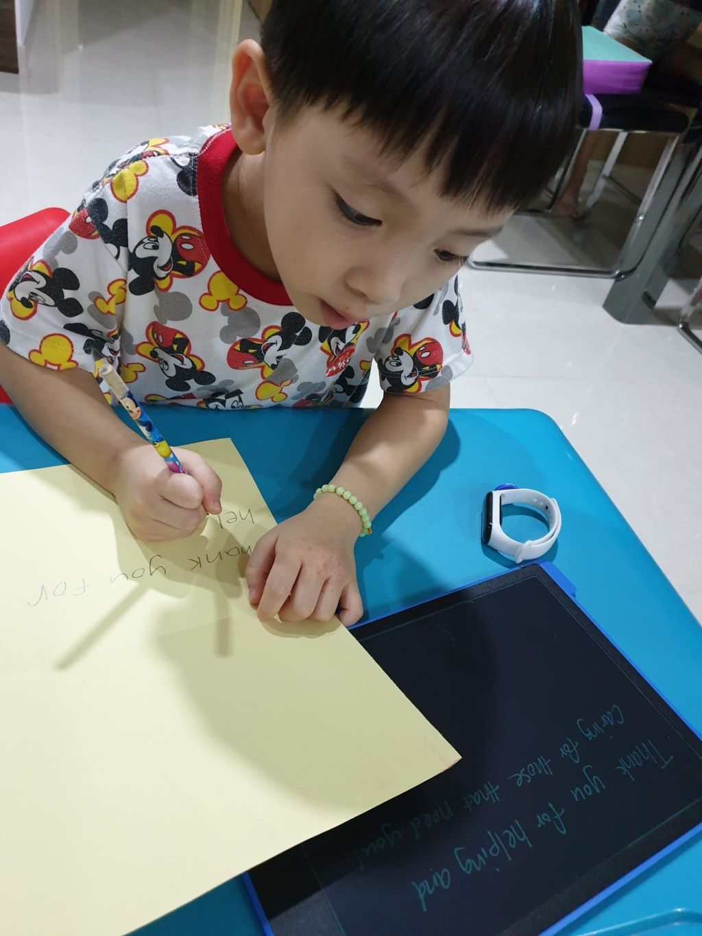 Creating a 'Thank You' card for our community helpers — photo 2