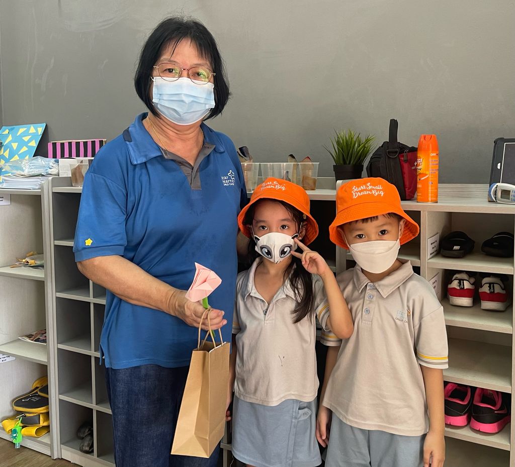 Appreciating Our Community Helpers with Kindness Messages — photo 5