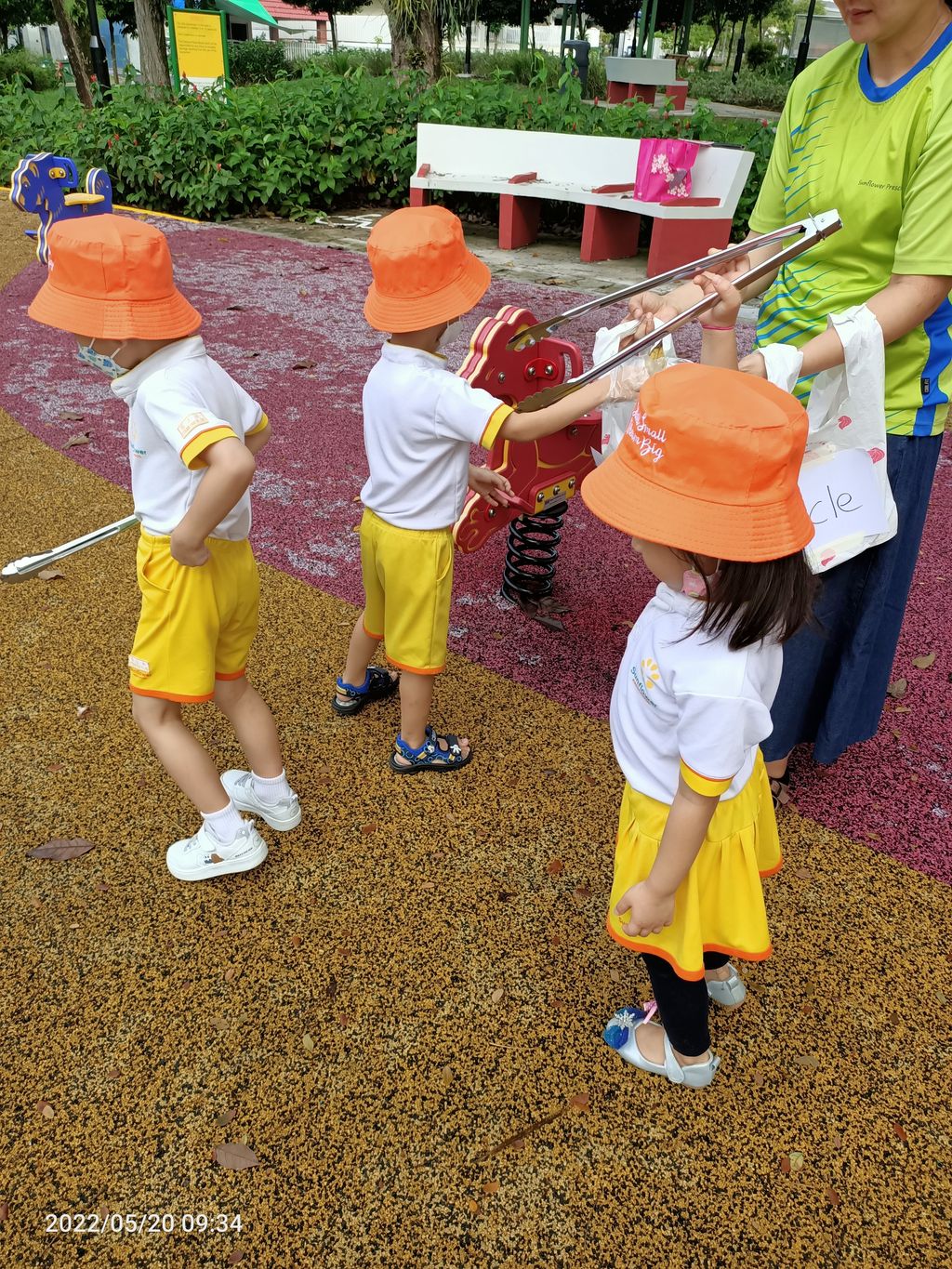 K1 - litter picking — photo 25