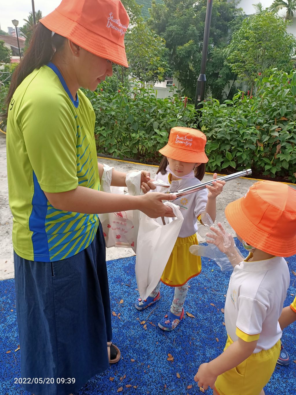 K1 - litter picking — photo 26