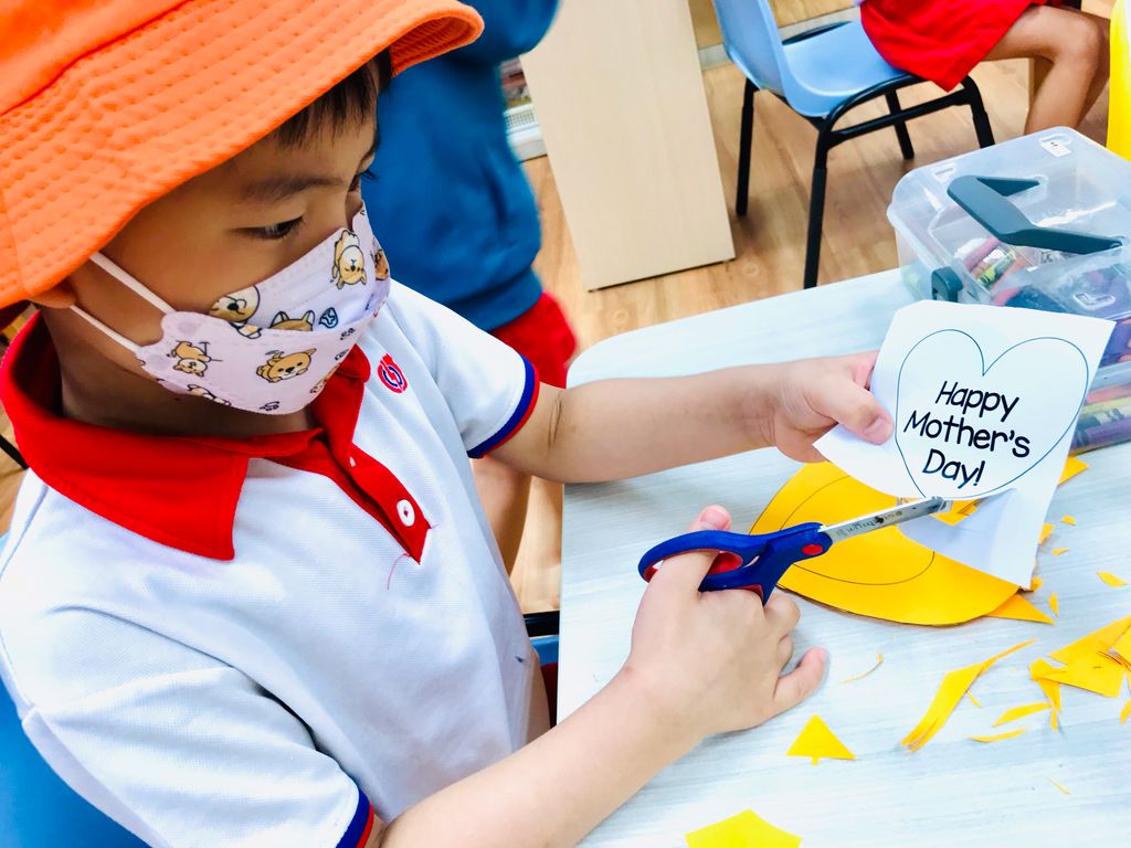 SSDB “Family Love” 2022: Mother’s Day & Father’s Day Crafts — photo 3