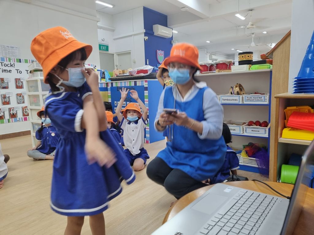 Virtual Interaction with Man Fut Tong Nursing Home.