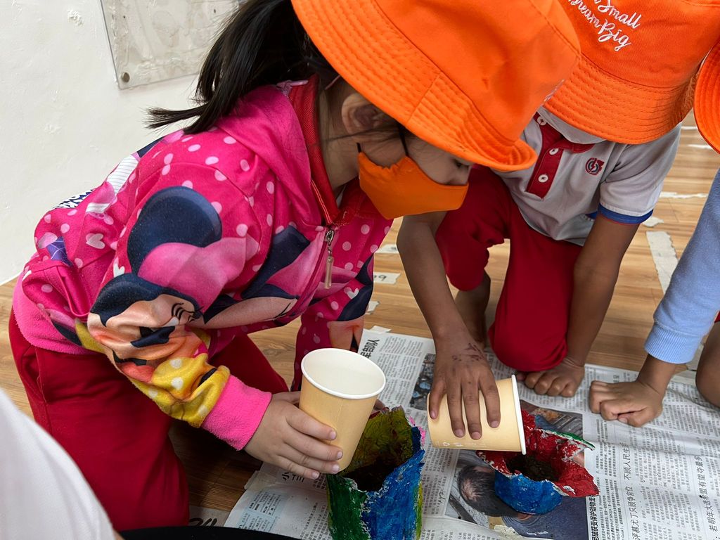 SSBD Project by PCF Sparkletots@JS BLK 455 (Pot Making) — photo 2