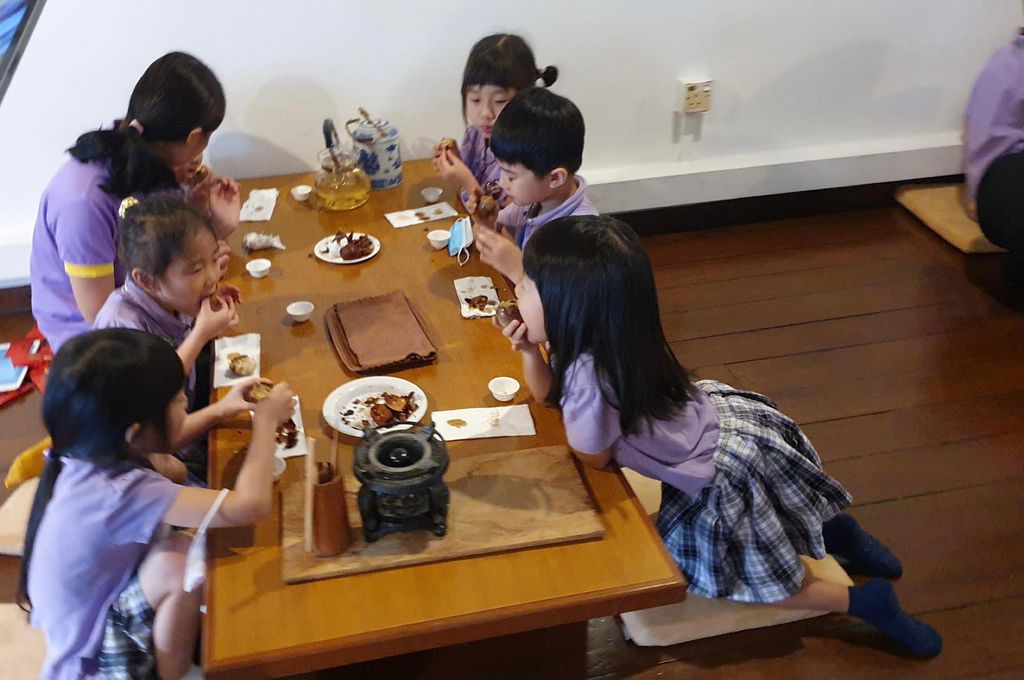 Cherie Hearts Kidz Campus @ Pasir Ris Elias Mall - “Excursion to Tea Chapter” on 4 May 2022 (Wednesday) — photo 1