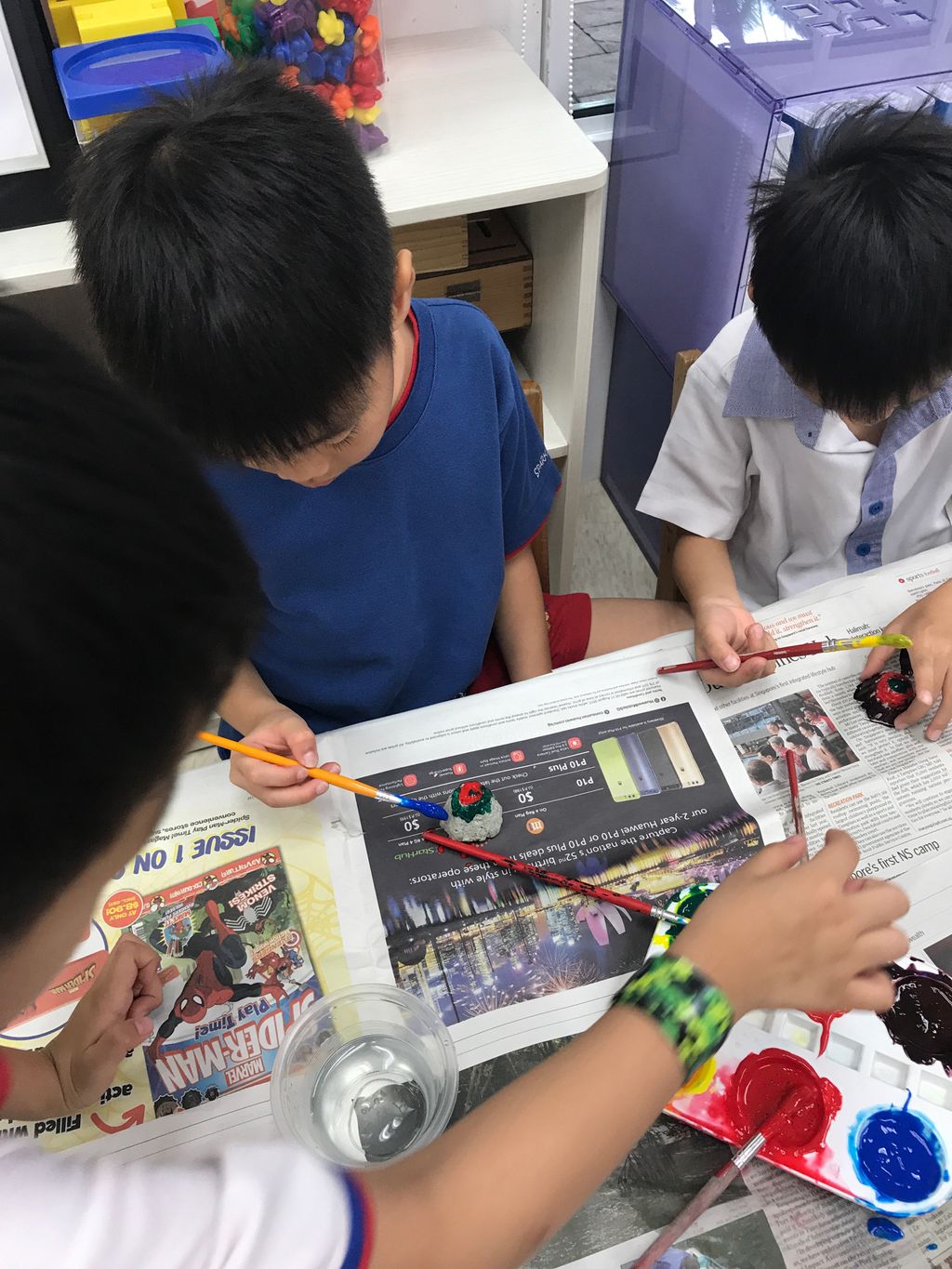 Preparing Gifts for Rainbow Centre — photo 6