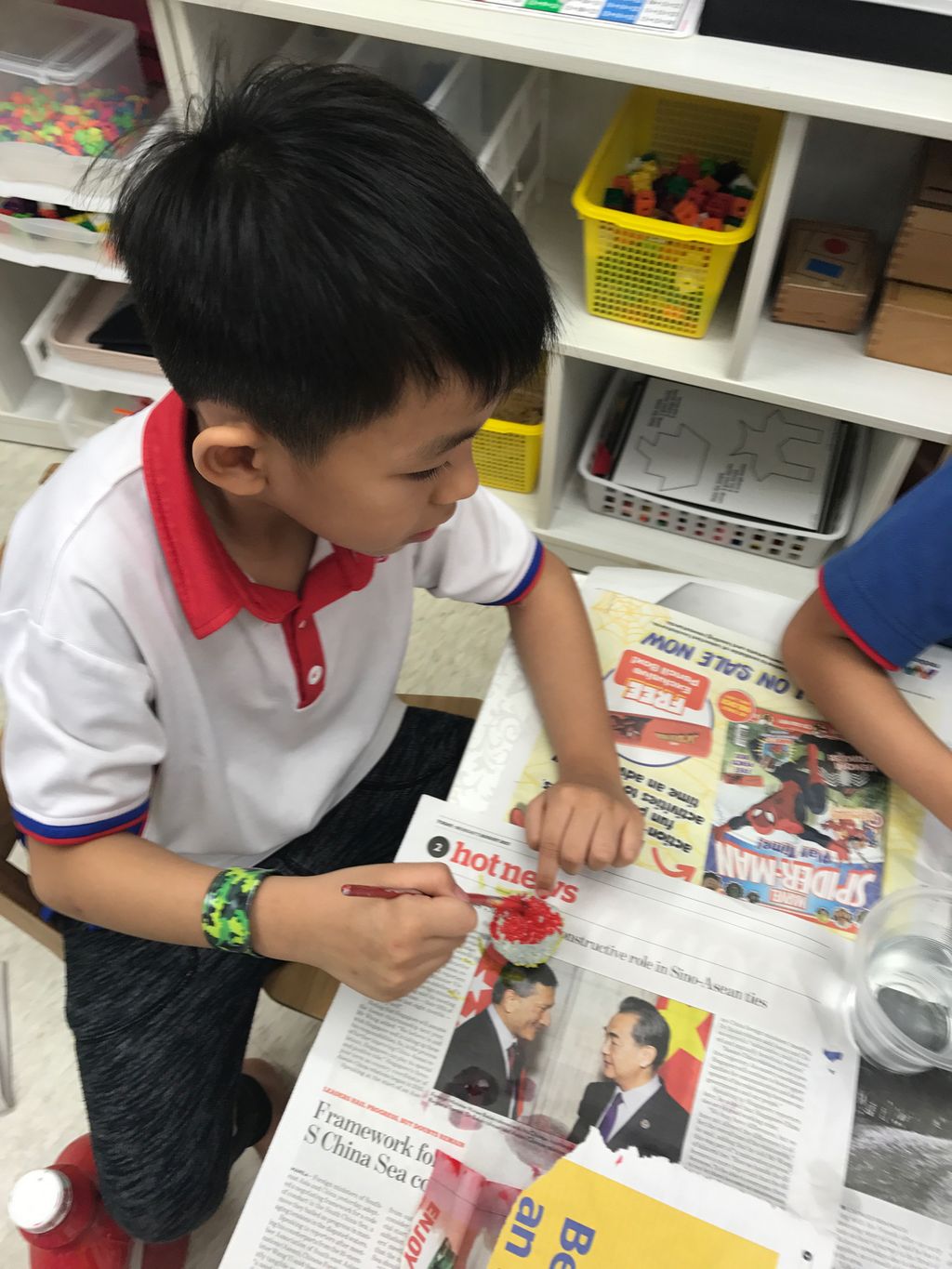Preparing Gifts for Rainbow Centre — photo 8