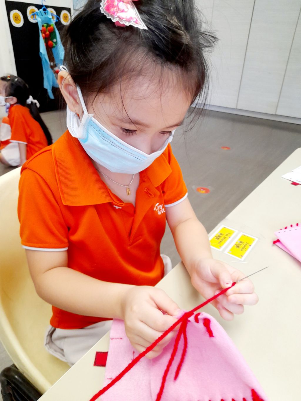 Little hands at work : Fundraising! — photo 4