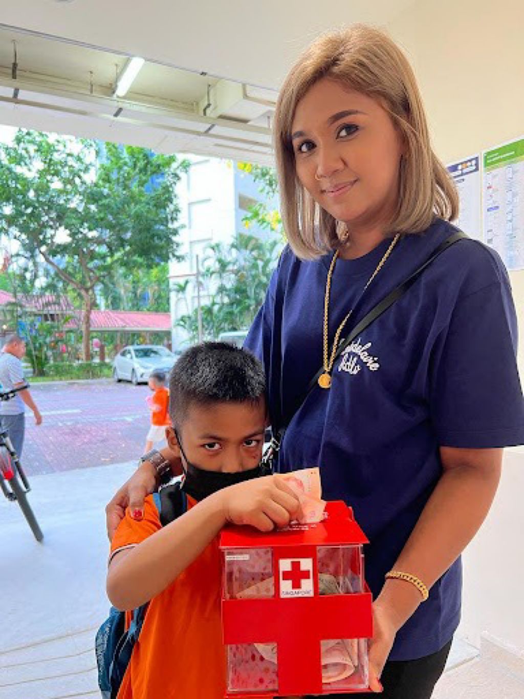 Little hands at work : Fundraising! — photo 4