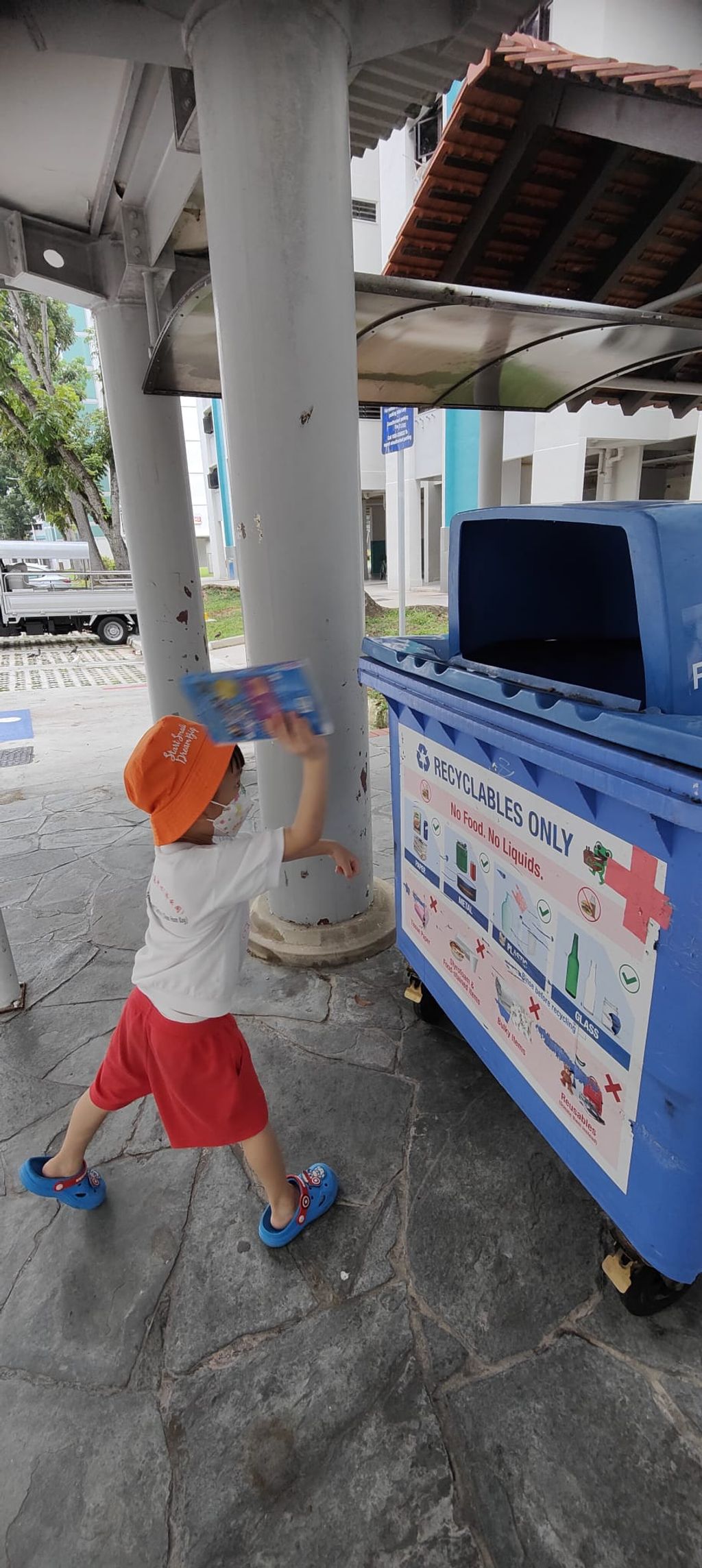 K1 children SSDB 2022 - MCDC Recycling Day! — photo 6