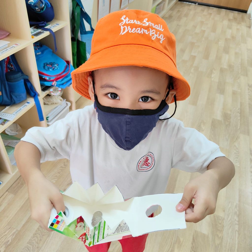 K1 children SSDB 2022 - Creative Recycling Project