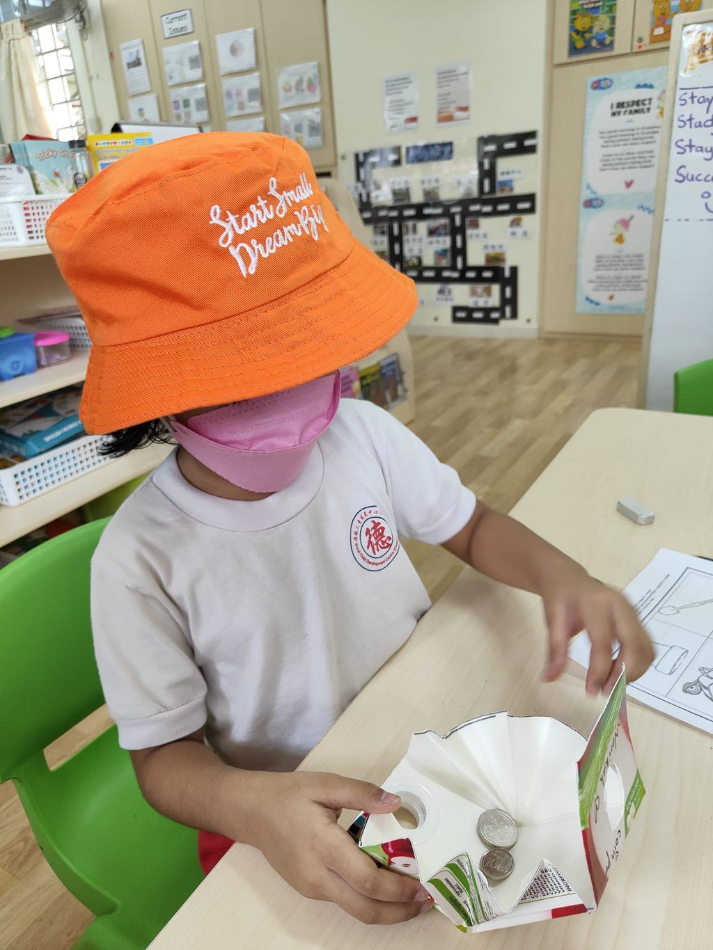 K1 children SSDB 2022 - Creative Recycling Project — photo 10