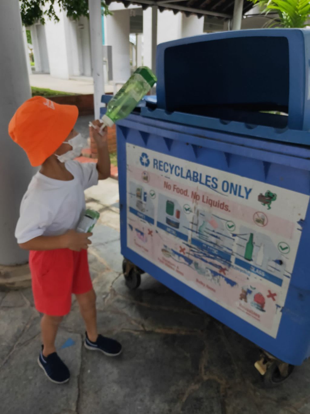 K2 children SSDB 2022 - MCDC Recycling Day! — photo 2