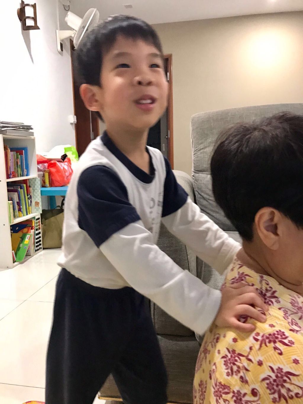 Love Gaia. Be Aware. Lend a Hand. — photo 4