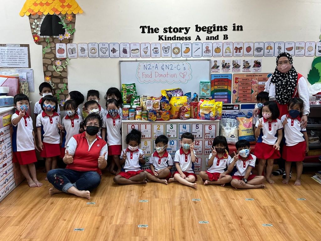 SSDB PCF SENGKANG NORTH Blk 231/232 - “Sharing is Caring” Food Donation Drive — photo 8