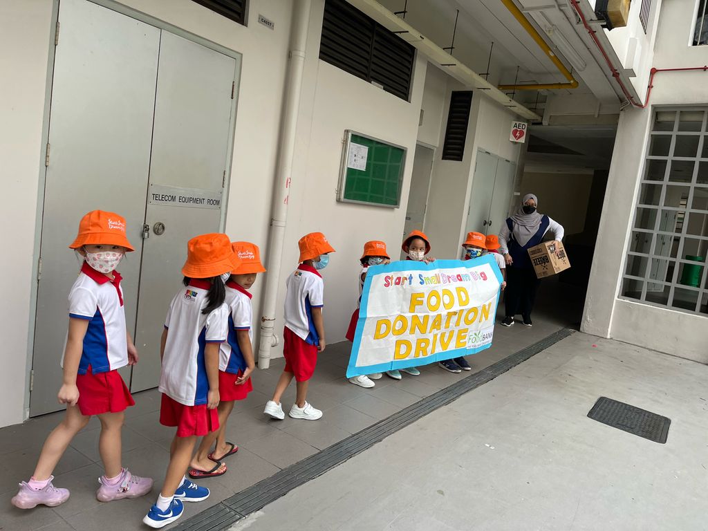 SSDB PCF SENGKANG NORTH Blk 231/232 - “Sharing is Caring” Food Donation Drive — photo 9