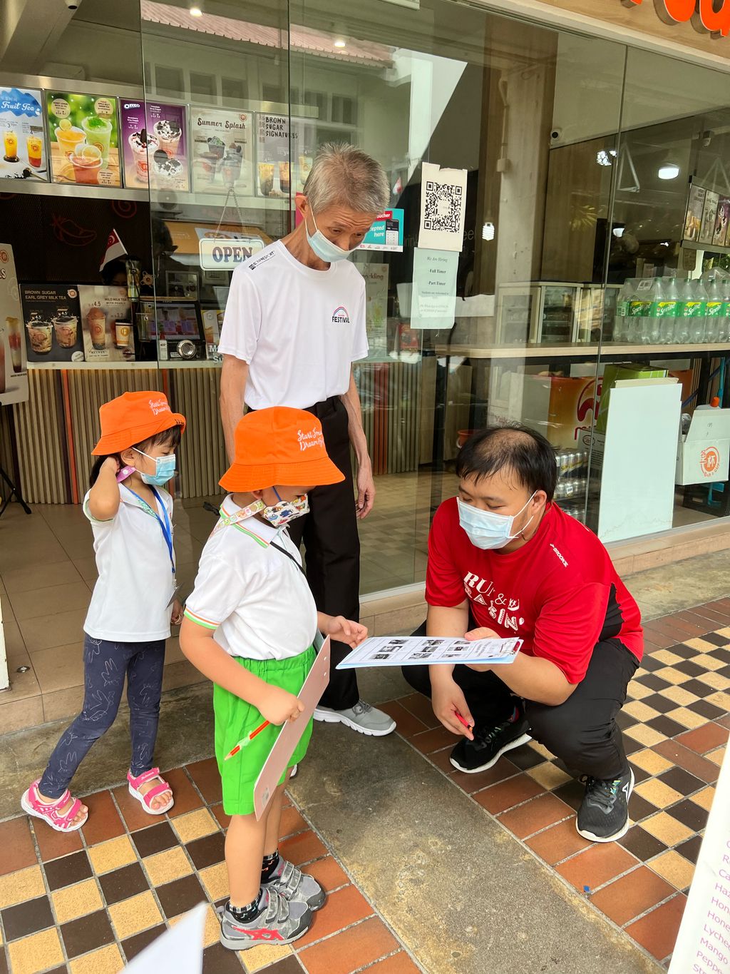 Scavenger Hunt with Touch Ubi Community — photo 7