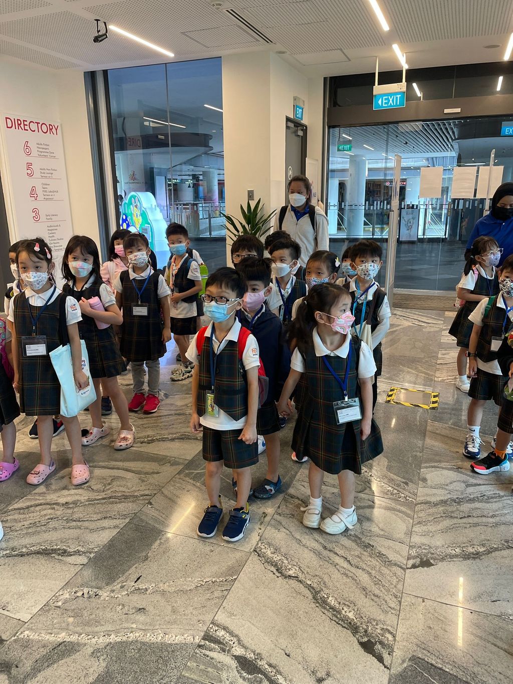 Library visit! — photo 5
