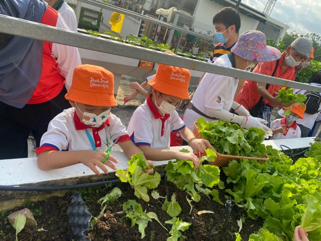 Family Day - Scavenger Hunt @ Sky Garden — photo 17