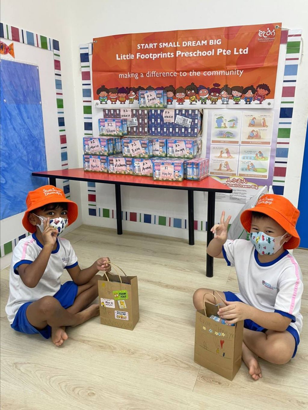 Time to pack and deliver! (SSDB - Little Footprints Preschool @Y701A) — photo 5