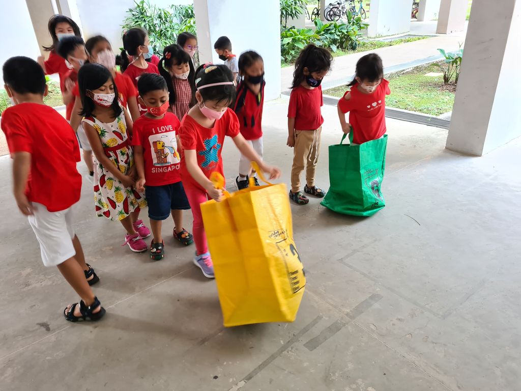 Celebrating National Day Together with Skool4Kidz @ WLCM (08-08-2022) — photo 12
