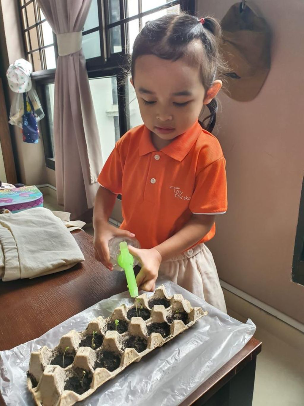 Be Kind Little One - Gardening using Sustainable Materials — photo 2