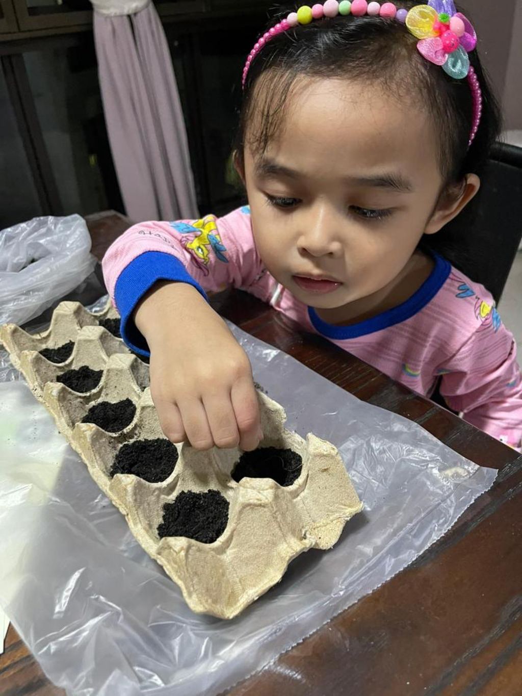 Be Kind Little One - Gardening using Sustainable Materials — photo 9